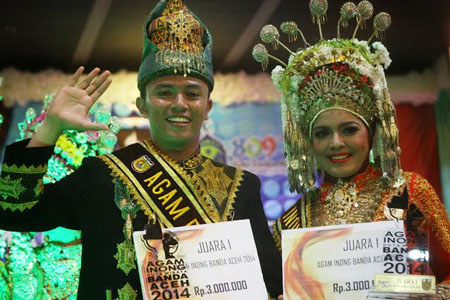 Yuk, Kenalan dengan Dokter yang Jadi Inong Banda Aceh 2014